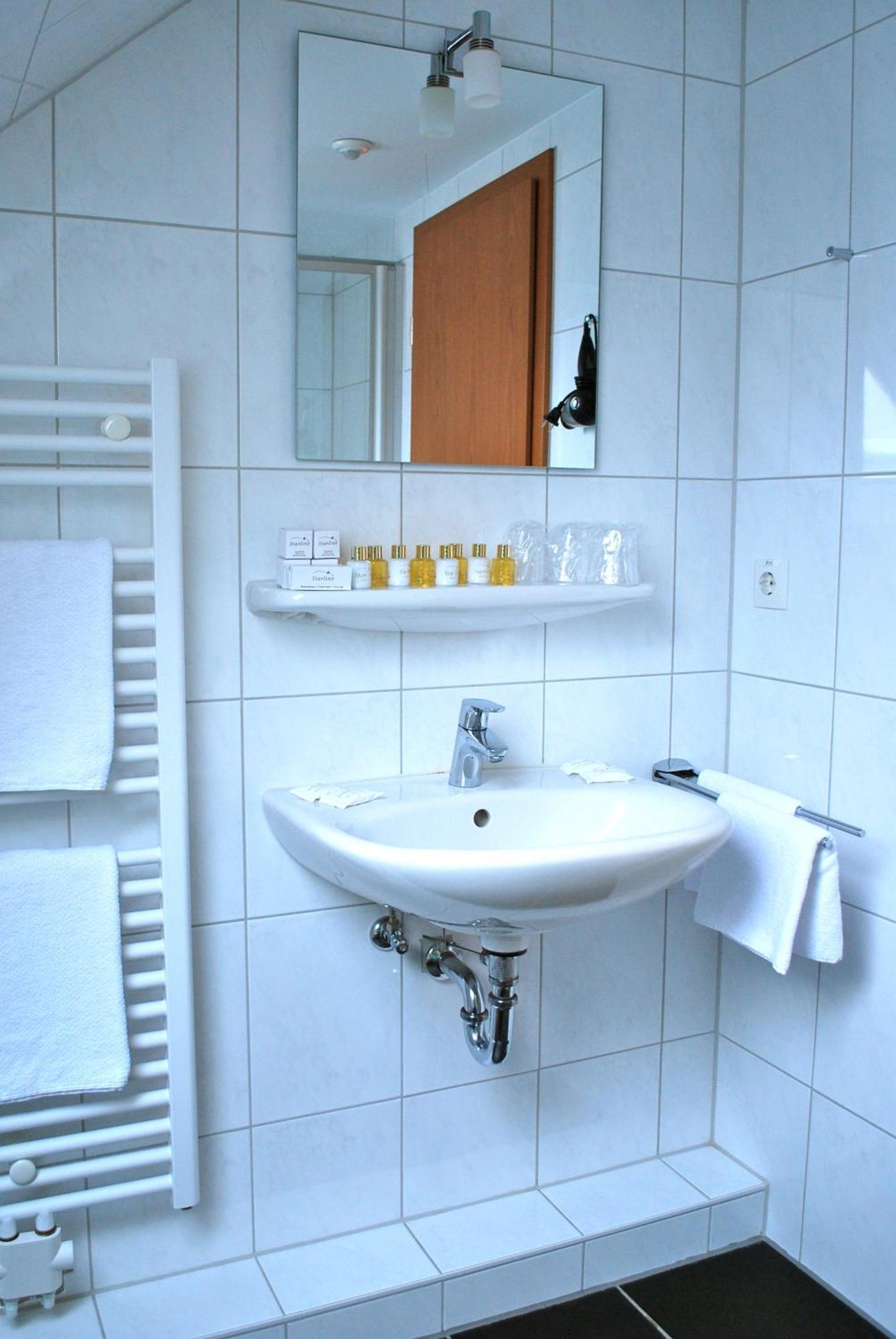 Hotel Dietrichsdorfer Hof Kiel Kültér fotó