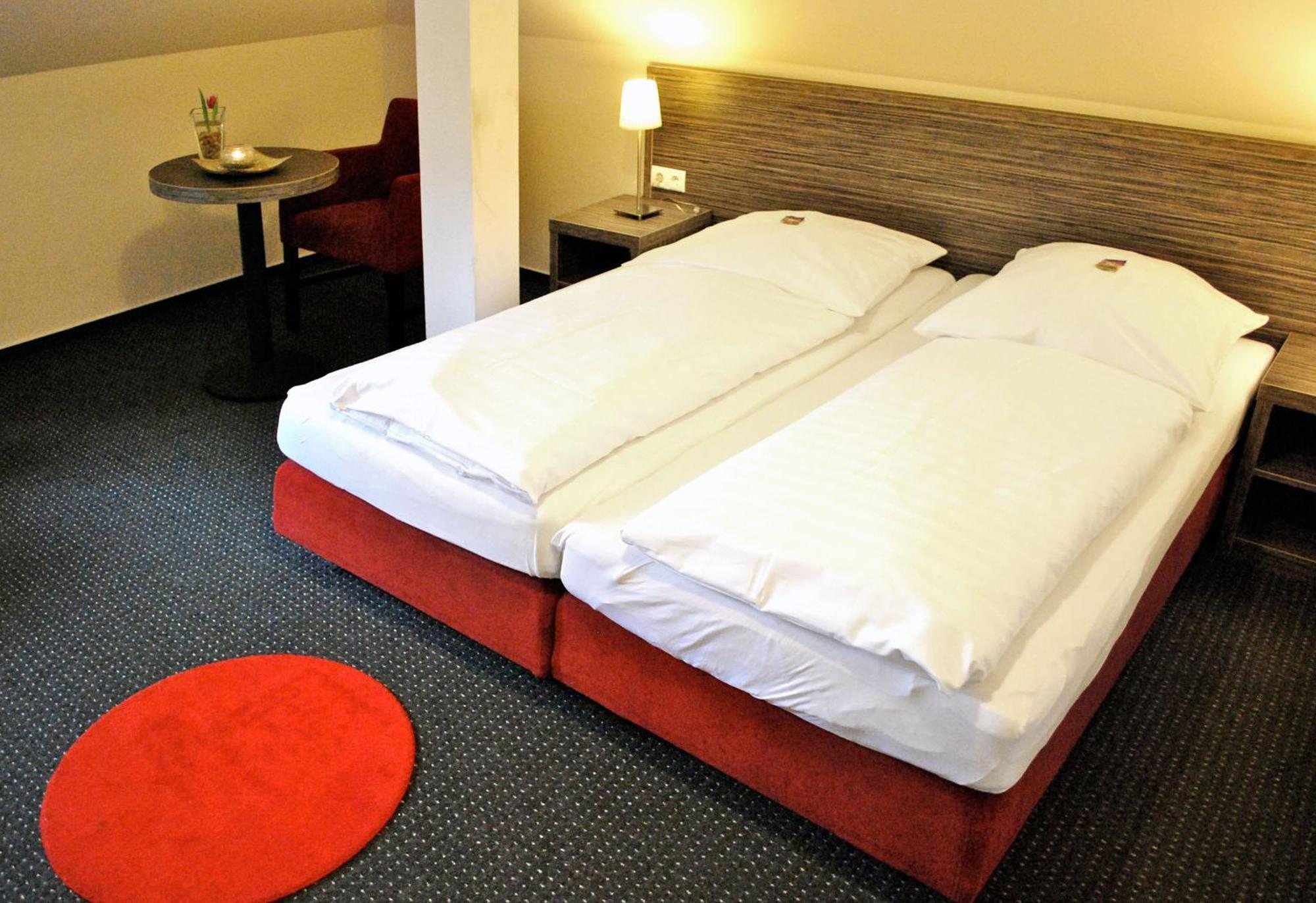 Hotel Dietrichsdorfer Hof Kiel Kültér fotó